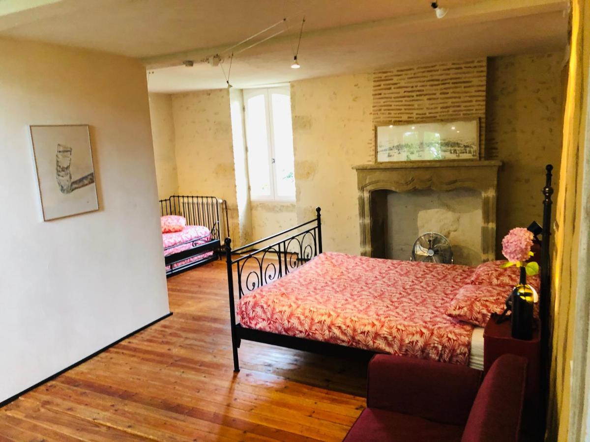 Auros Maison D'Hotes Rouge Bordeaux מראה חיצוני תמונה